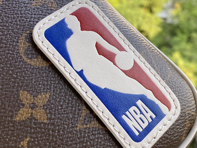 希少色ルイヴィトン x NBA コラボ NIL メッセンジャー 偽物 ショルダーa2024b★モノグラム M85143