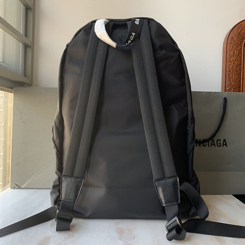 バレンシアガ バックパック/リュックサック スーパーコピー/EXPLORER BACKPACK メンズ 2021年秋冬新作 bab30857