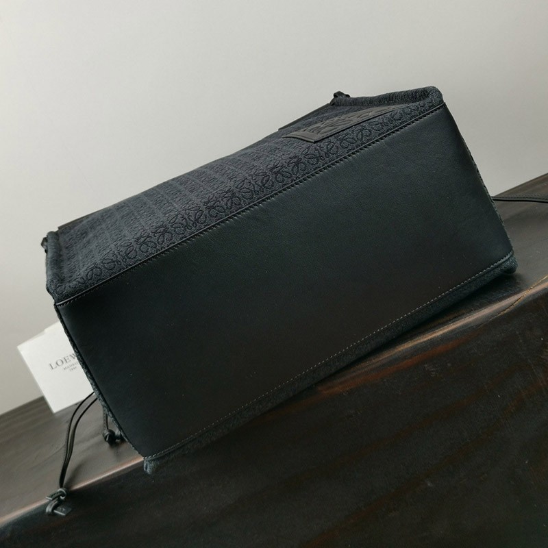 春もの新作ロエベ トートa2024b 偽物 Small Cushion Tote☆クッショントートスモール☆送料込 A612A93X252426