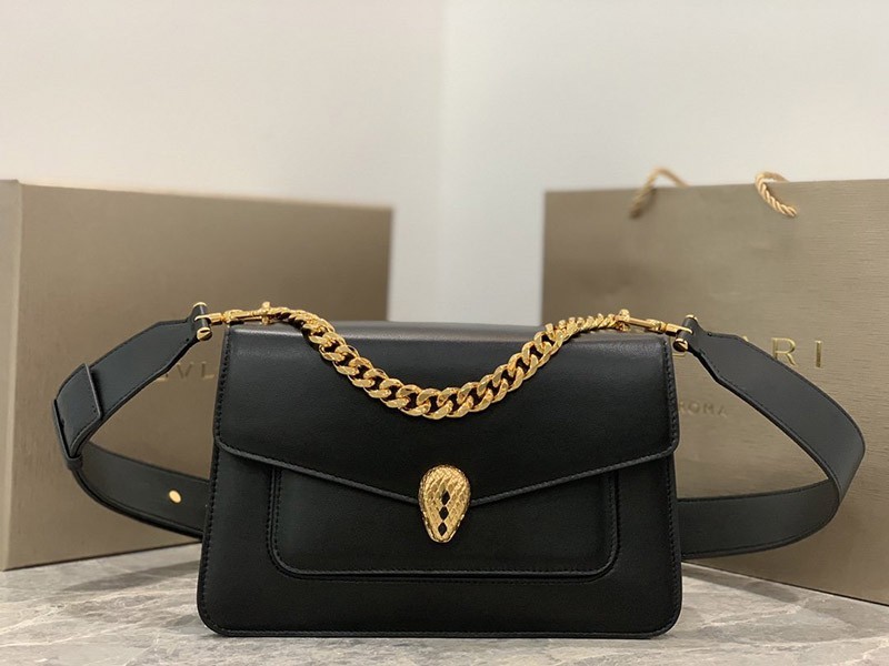 稀少【ブルガリ】新色! SERPENTI FOREVER ナッパ ハンドa2024b Buw08841