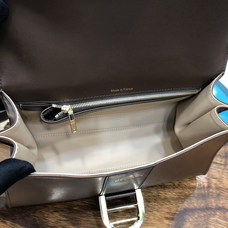 定番【DELVAUX 偽物】カーフスキン ブリヨン MM ショルダー ハンドa2024b 3サイズ Des63290