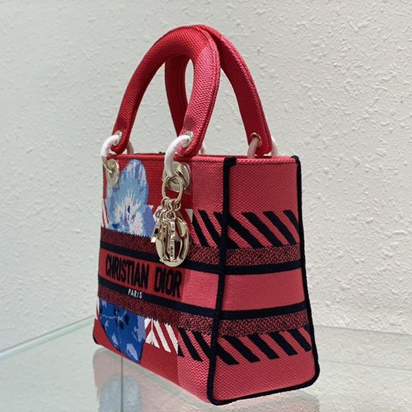 目を惹くカラー【ディオール】MEDIUM LADY D-LITE BAG フラワーポップ刺繍 dev94980