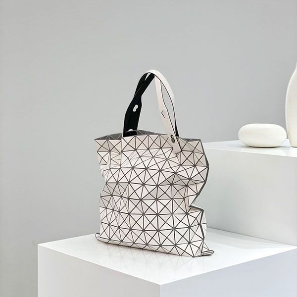 すぐ届 BAOBAO ISSEY MIYAKE コピークロスボディバック bac26241