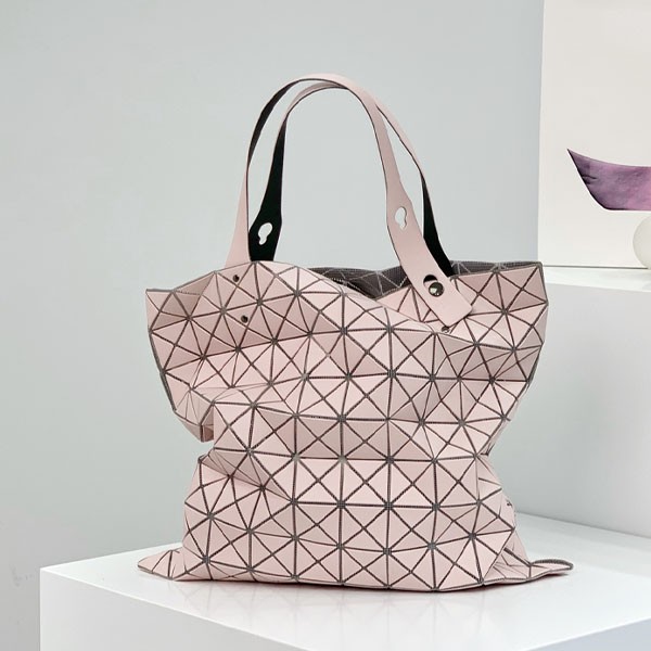 【BAOBAO ISSEY MIYAKE】クロスボディバック コピー bal07497