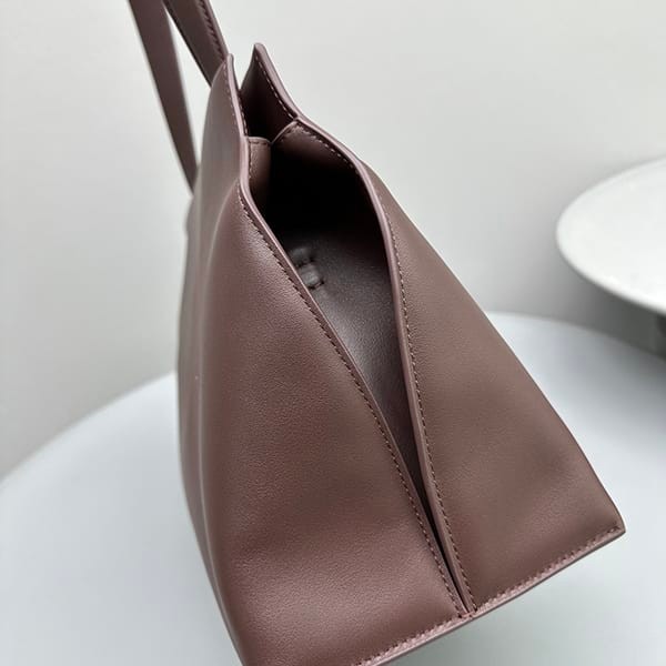 追跡付き 安いThe Row トートa2024b 偽物 Sienna leather tote 3色 zad90602