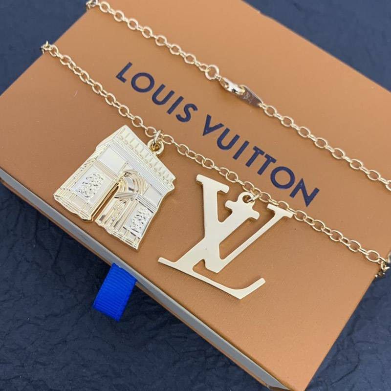 日本未入荷ルイヴィトン コピー ペンダント・LV & パリ アーク デ トリオンフ vuj42504