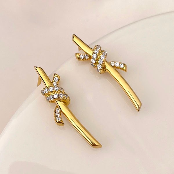 ☆超人気☆ティファニー Knot ピアス 18K ダイヤモンド コピー Tij18293