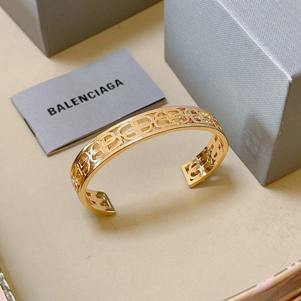 バレンシアガ BB Cuff Bracelet　ブレスレット bar86709