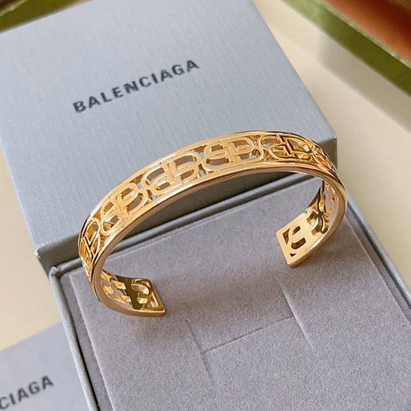 バレンシアガ BB Cuff Bracelet　ブレスレット bar86709