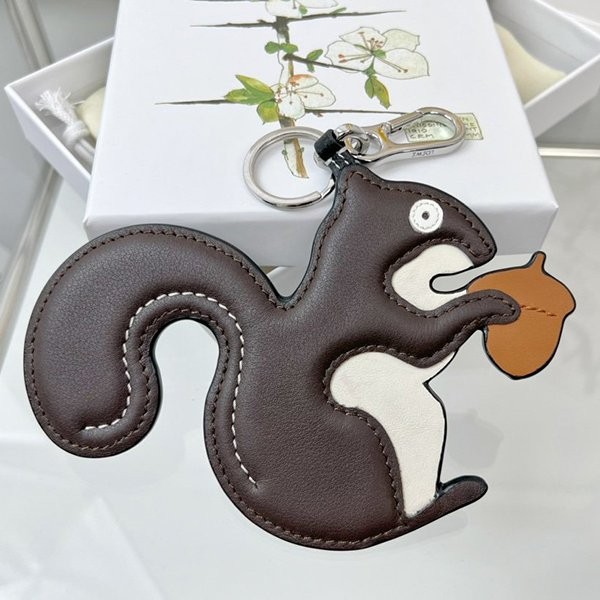 欲しい♡超限定♪ロエベ Squirrel Charm キーホルダー コピー loi79700