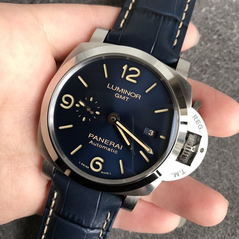 色鮮やかなブルー文字盤が人気！パネライ ルミノール GMT 偽物 PAM1033