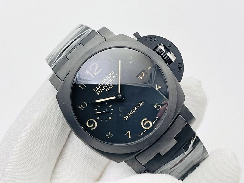 大人気♪パネライ ルミノール1950 3デイズ GMT 偽物トゥットネロ PAM00437