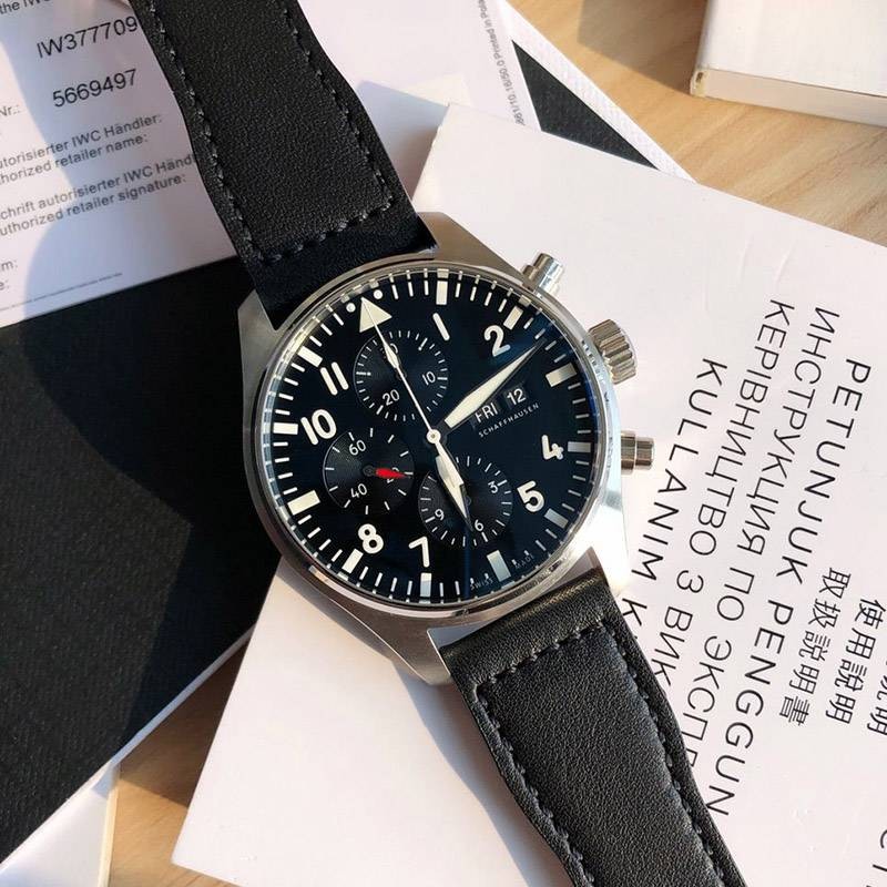 【日本未発売】IWC コピー パイロットウォッチクロノグラフ レーシング iws88535