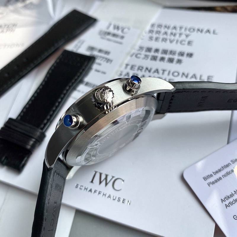 ☆超人気☆IWC パイロットウォッチクロノ スーパーコピー iwx47364