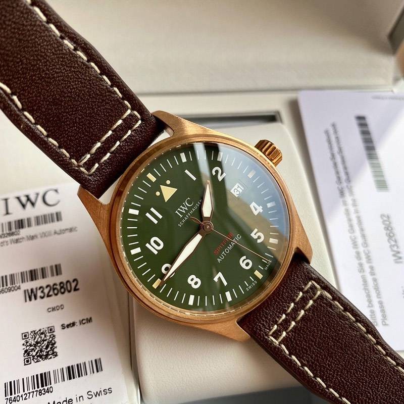 超話題!IWC コピー パイロットウォッチ オートマティック スピットファイア iww71199