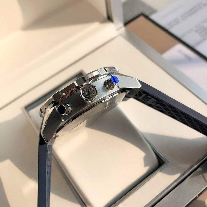 ☆超人気☆IWC アクアタイマー コピー クロノグラフ ガラパゴス アイランド iwi62121