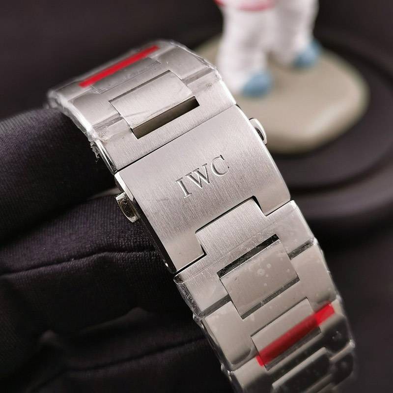 ☆超人気☆IWC アクアタイマー コピー オートマティック 2000 iwr12435