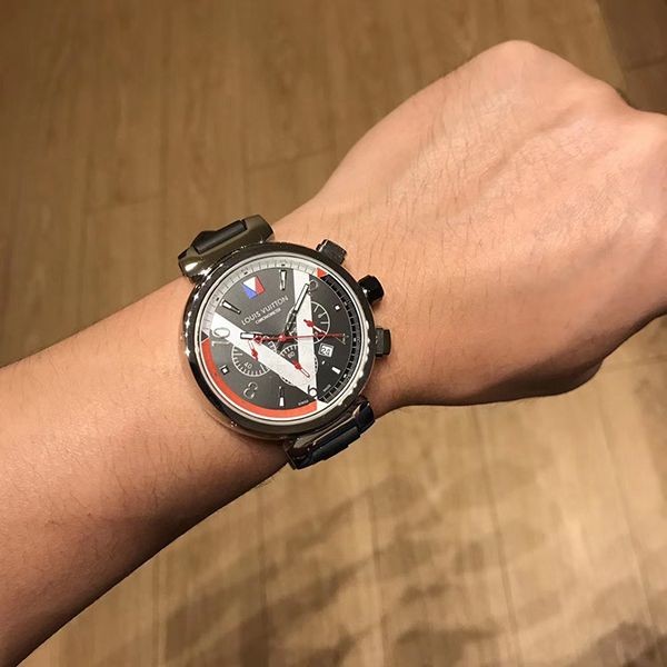 ルイヴィトン タンブール コピー クロノグラフ 42mm vum36093