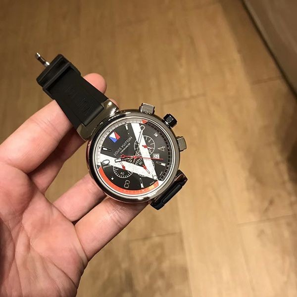 ルイヴィトン タンブール コピー クロノグラフ 42mm vum36093