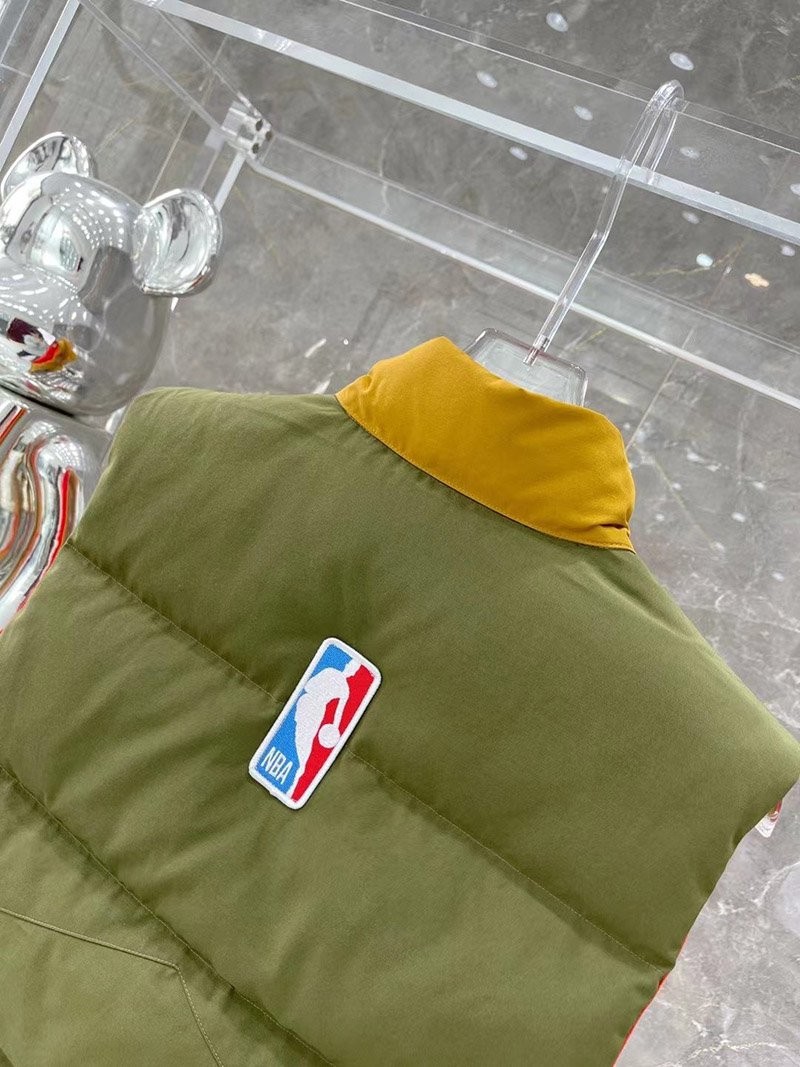 【即発】注目コラボ カナダグース x NBA コピー フリースタイルベスト Cau99670