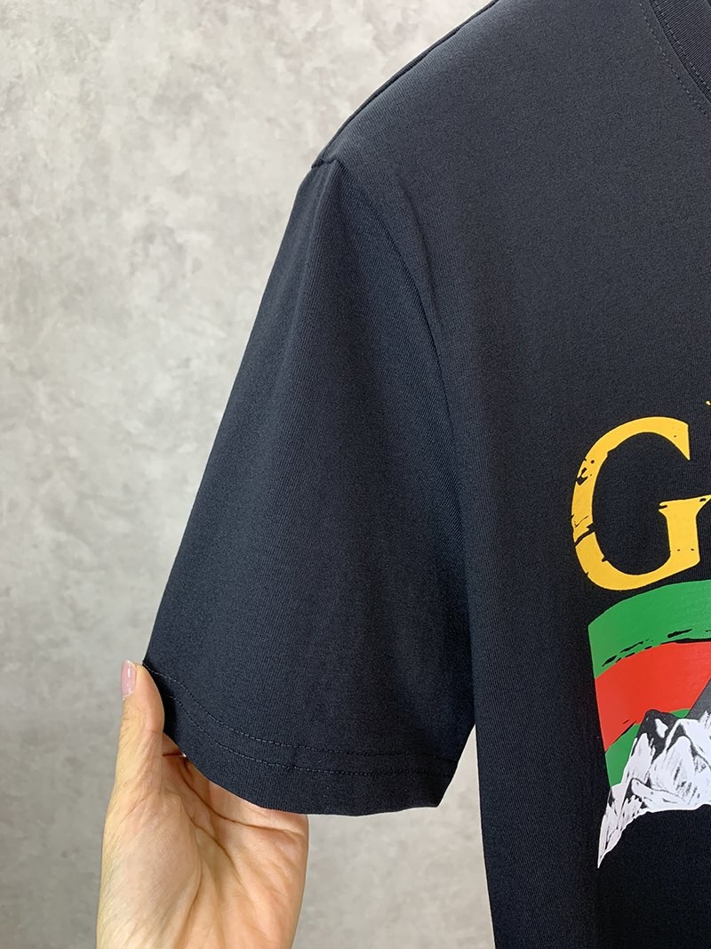 セール新作 グッチ コットン Tシャツ コピー 半袖 ロゴ gud96553