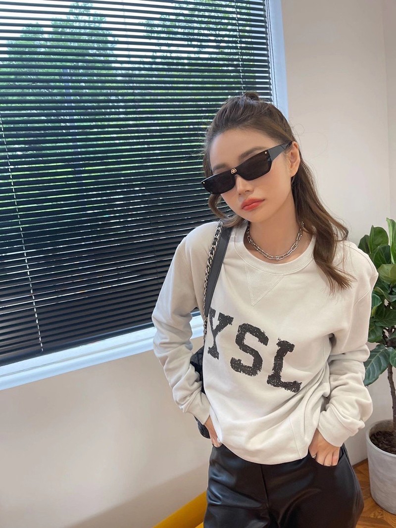 超話題!サンローラン トレーナー 偽物 YSL スウェットシャツ 666979Y36IP9766