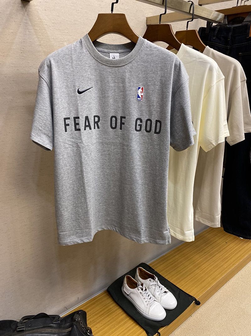 稀少フィアオブゴッド ナイキ NBA コラボ Tシャツ コピー fic82562