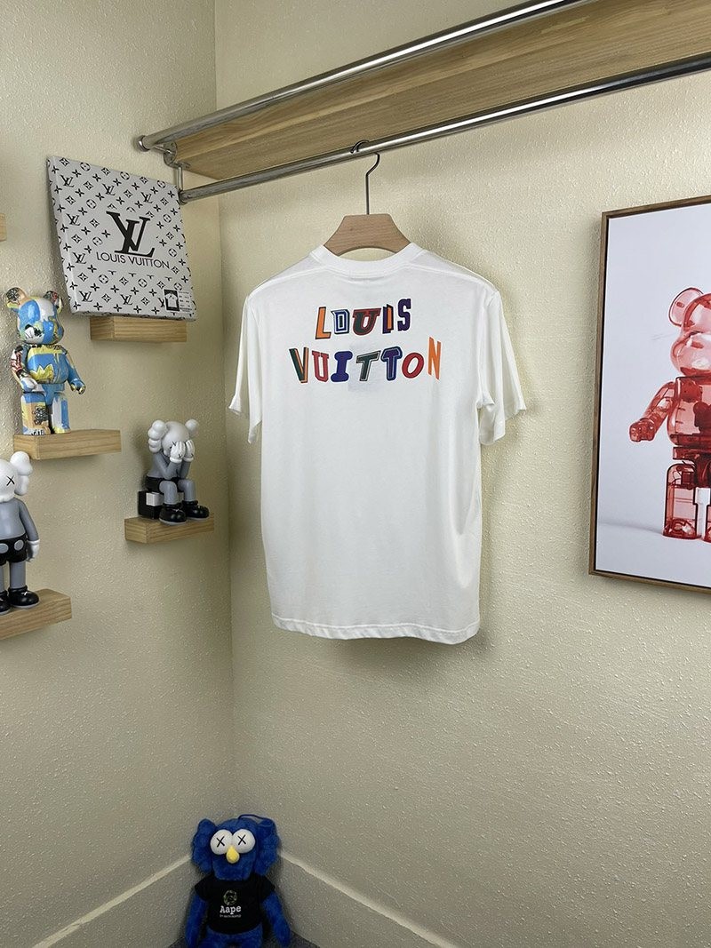 世界中で大人気♪ルイヴィトン x NBA☆プリントTシャツ vut42330