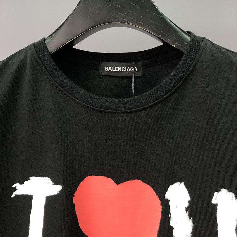 世界中で大人気♪バレンシアガ I LOVE U Tシャツ コピー ブラック baf87726