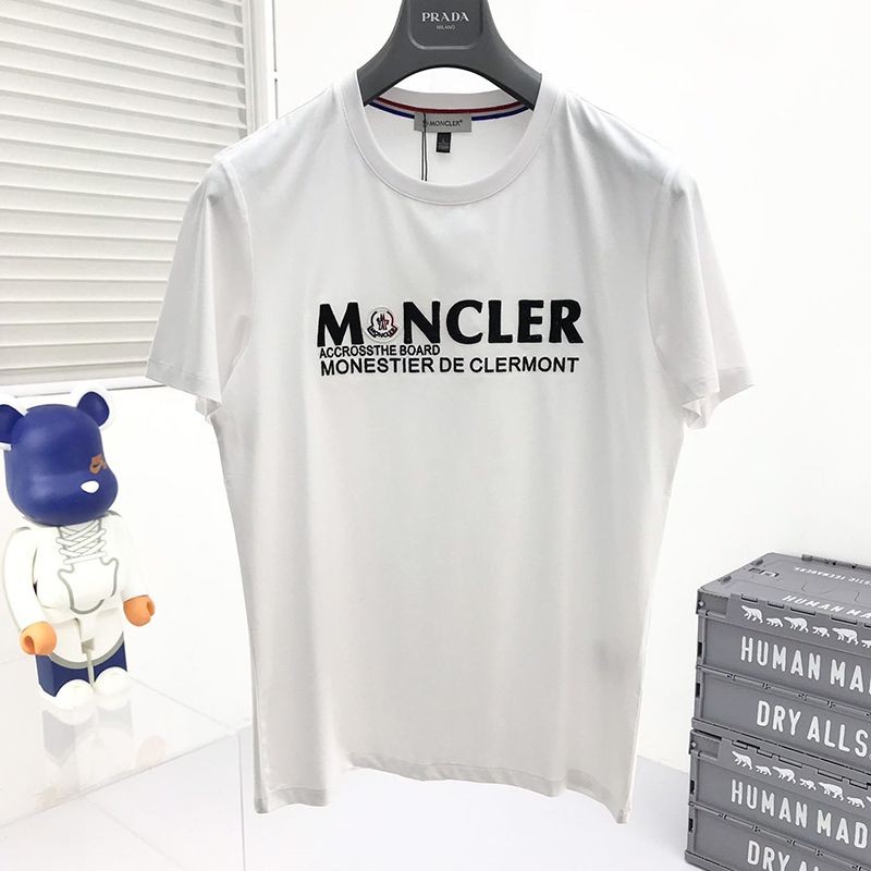 ☆超人気☆◆モンクレール Tシャツ スーパーコピー◆ブラック ロゴ コットン mom34924