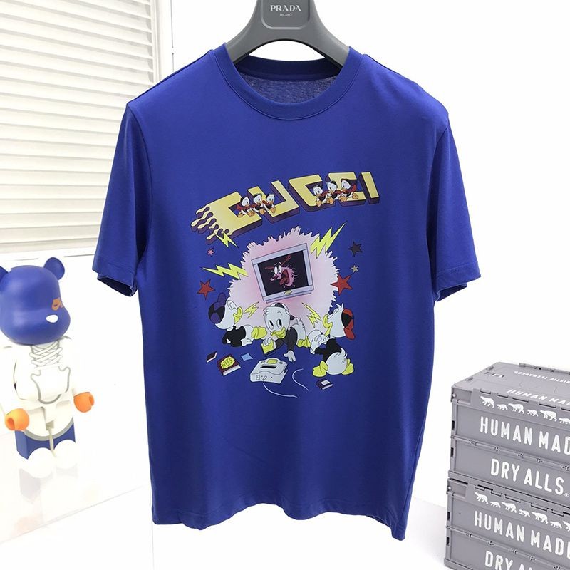 目を惹くカラー☆Disney x グッチ コラボ・ドナルドイラストTシャツ 偽物♪ gud18579