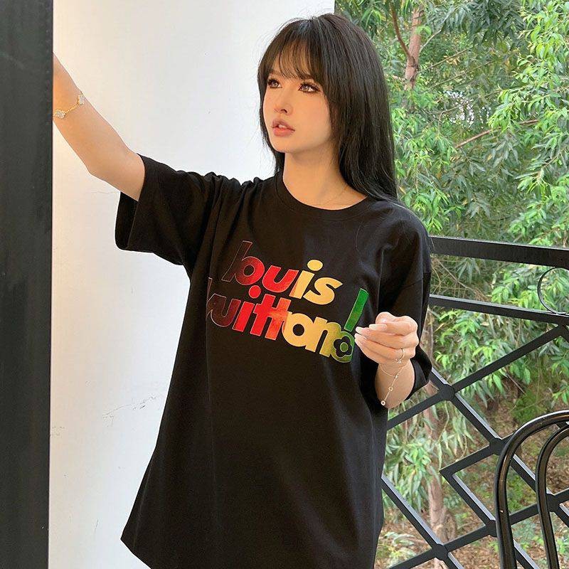 超話題!ルイヴィトン エブリデイLVクルーネック Tシャツ コピー vuh94108