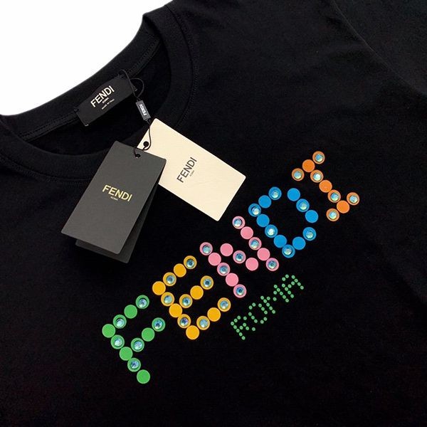 大人気!!新色 フェンディ◆クルーネックロゴジャージー 偽物Tシャツ fez81956