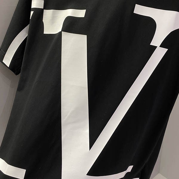 ヴァレンティノ Tシャツ コピー VLTN コットンロゴ Tシャツ 2色 Vut28423