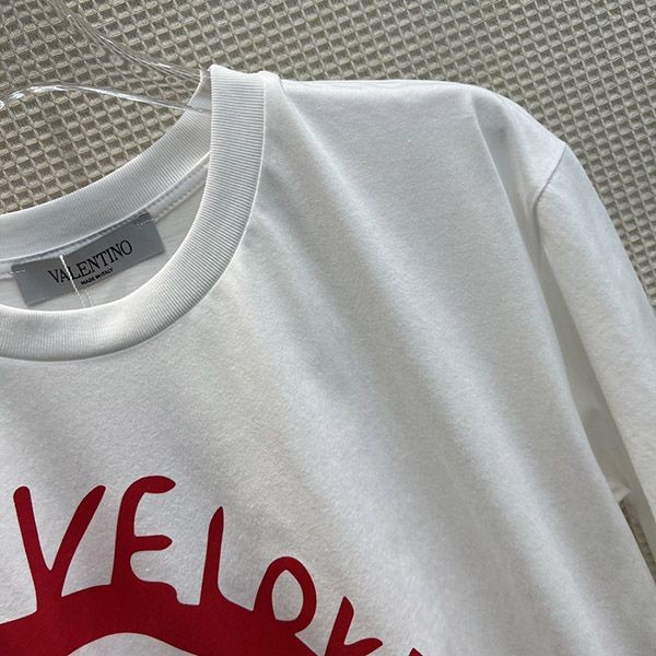 可愛いヴァレンティノ 偽物 LOVE Vロゴ コットン 半袖 Tシャツ Vun15448