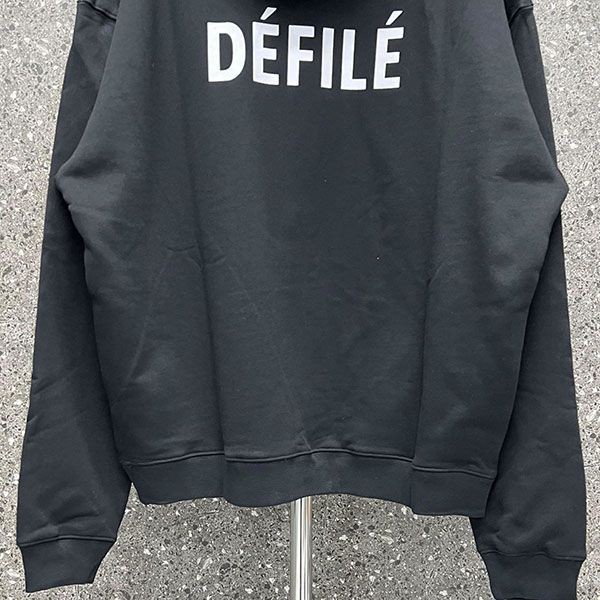 n級品 おすすめ バレンシアガ  DEFILE パーカー フーディ 偽物 baz45632