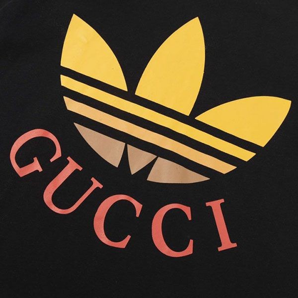 可愛い グッチ×adidas オーバーサイズ コットン Tシャツ コピー gut20579