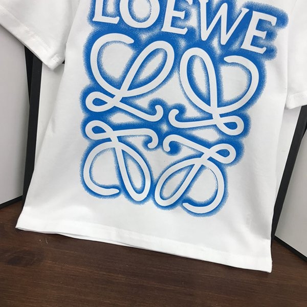 新作で超限定♪ロエベ Tシャツ 偽物 半袖 コットン lop95579