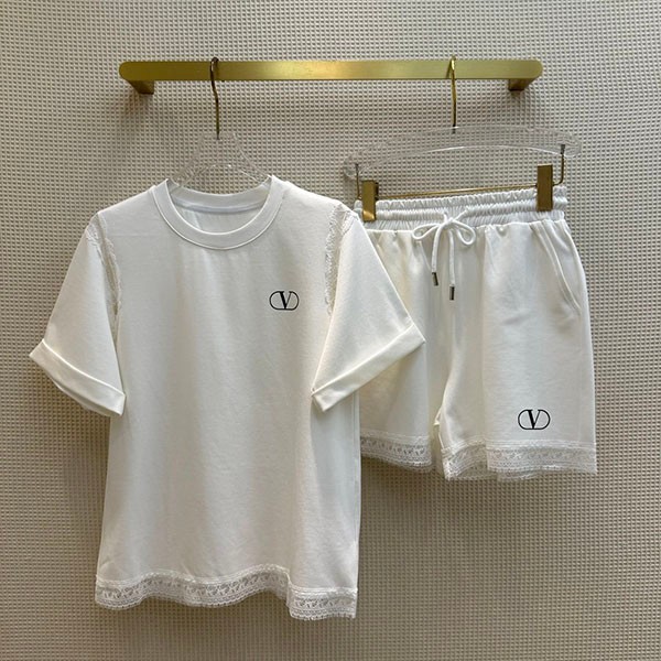 ヴァレンティノ「Vロゴ」Tシャツ&ショートパンツ コピー Vue26341