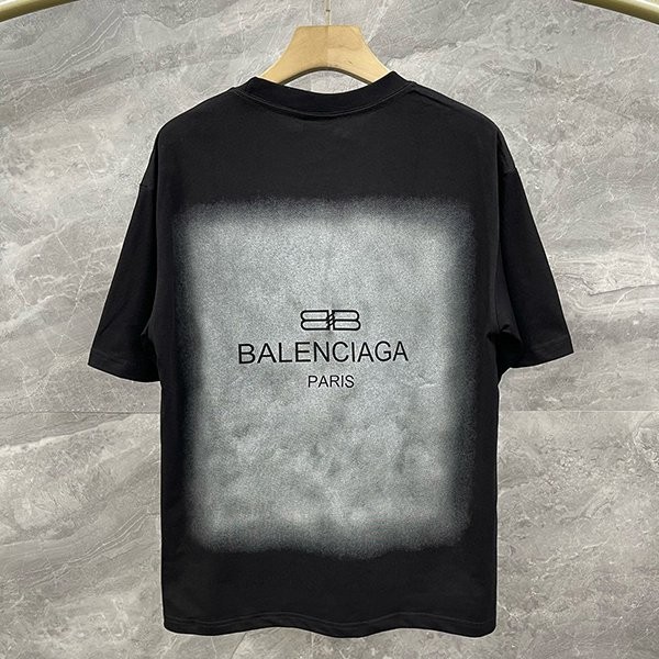 大人気！注目度抜群！バレンシアガ BB Tシャツ スーパーコピー bab97802