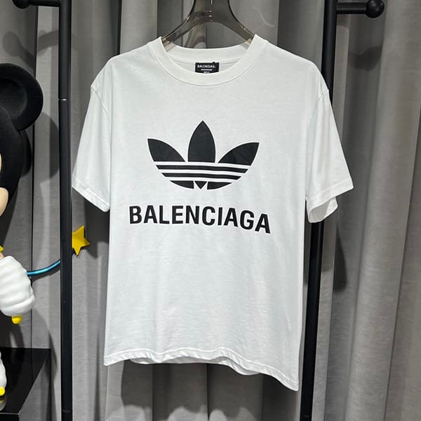 完売必至バレンシアガ アディダス オーバーサイズ Tシャツ コピー 2色 bal86059