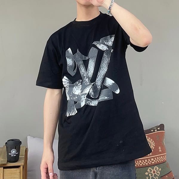 定番ルイヴィトン ロゴTシャツ スーパーコピー 半袖 vur11884