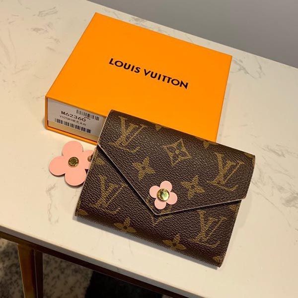 ルイヴィトン 財布 偽物 ポルトフォイユ ヴィクトリーヌ LV20262