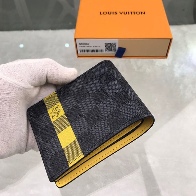 《大人気》​ルイヴィトン☆SLENDER WALLET スレンダー二つ折り財布 偽物☆送料込 vus07594