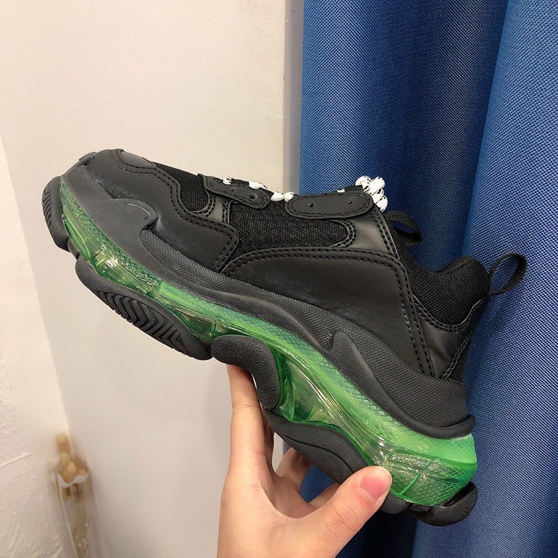 限定入荷【バレンシアガ スニーカー 偽物】TRIPLE S クリアソール bax27006