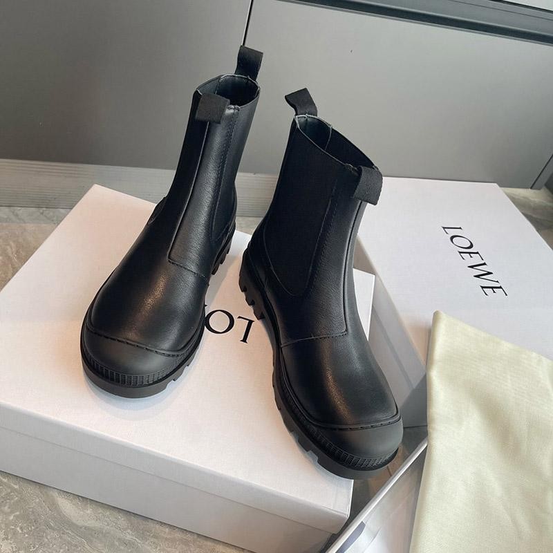 新作 お洒落に♪ ロエベ ブーツ 偽物 CHELSEA BOOT カーフ サイドゴアブーツ lou35699