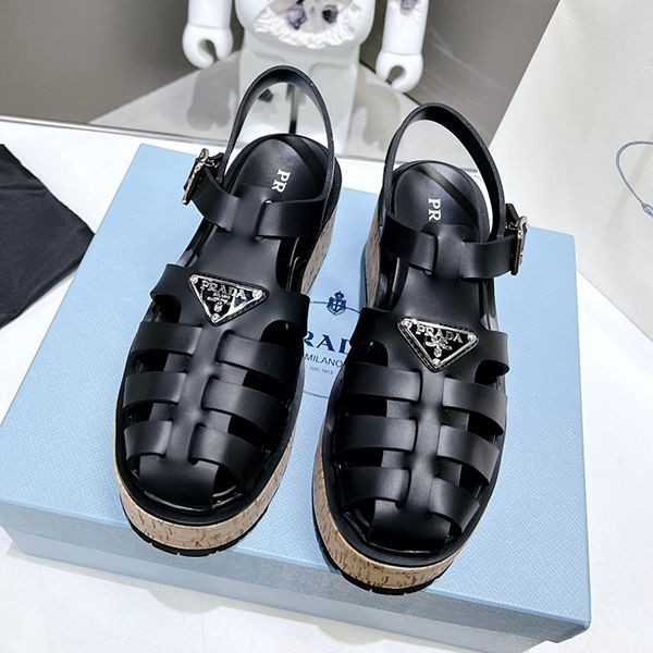 お洒落プラダ Rubber wedge platform sandals ウェッジサンダル コピー pur40331