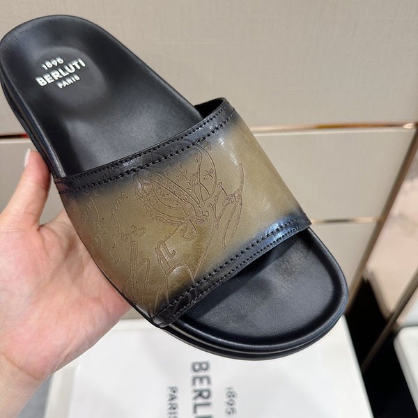 大人気!ベルルッティ エギオ サンダル コピー Stamp Leather Sandal bed75312