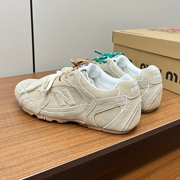 超話題!ミュウミュウとNew Balance 偽物のコラボ★デニム スニーカー myk46735